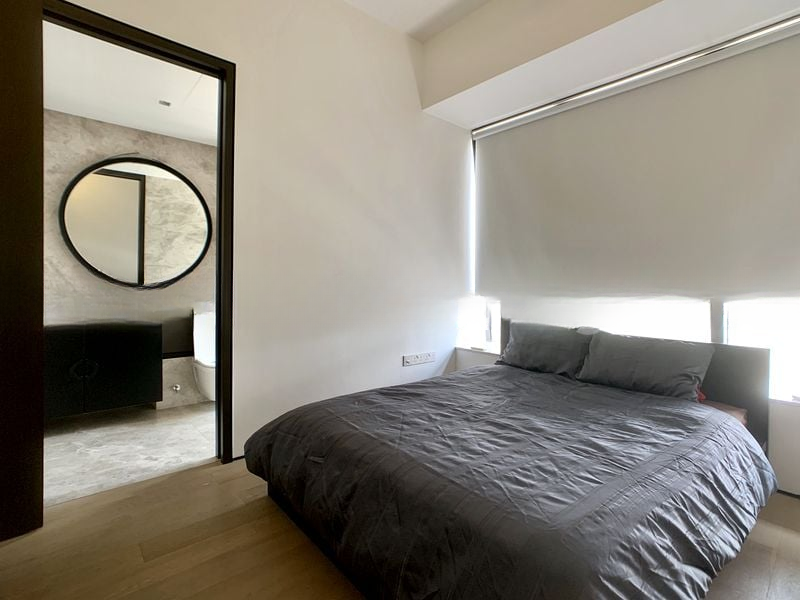 CENTENNIA SUITES 7