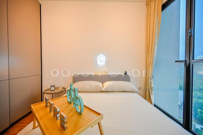 AVENUE SOUTH RESIDENCE 5