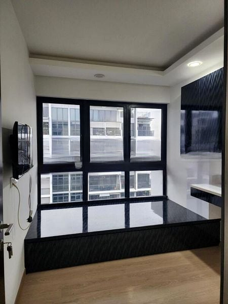 RIVERPARC RESIDENCE 2