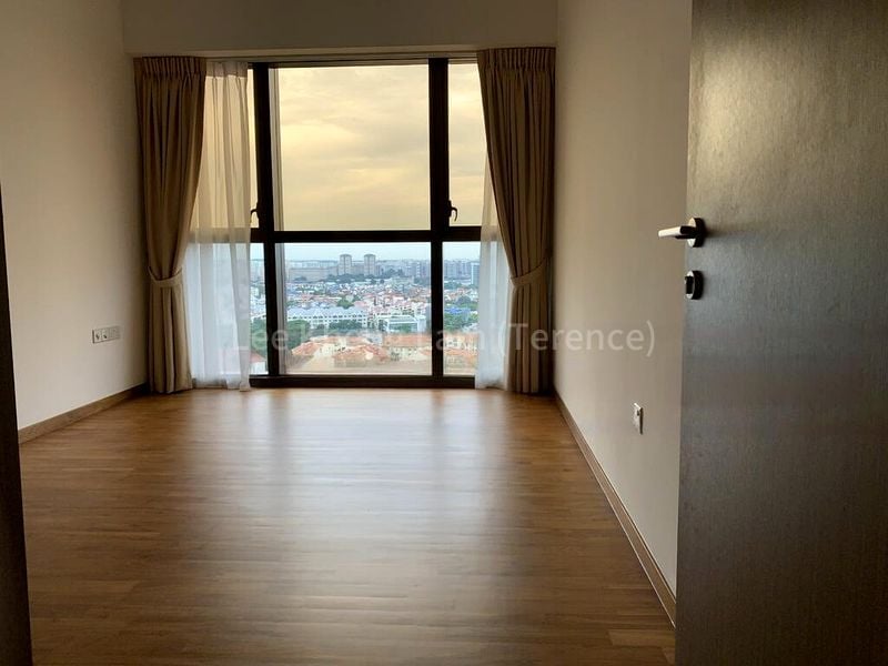 SEASIDE RESIDENCES 7