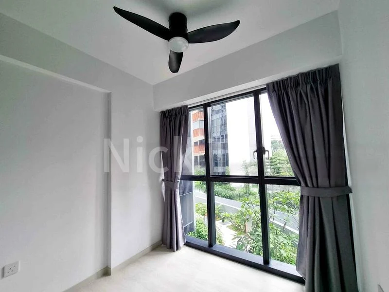 RIVERFRONT RESIDENCES 5