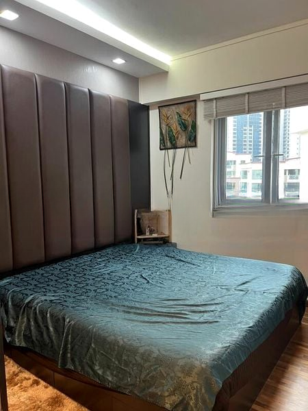 WEST BAY CONDOMINIUM 6