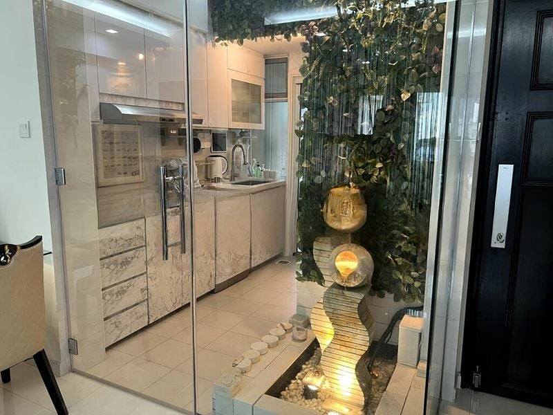 WEST BAY CONDOMINIUM 11