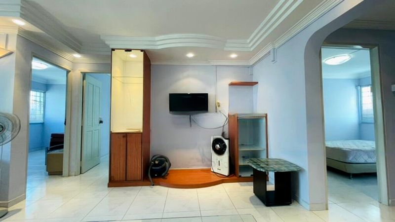 BT BATOK WEST AVE 6 7