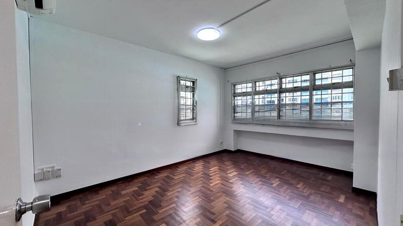 JURONG WEST ST 81 10