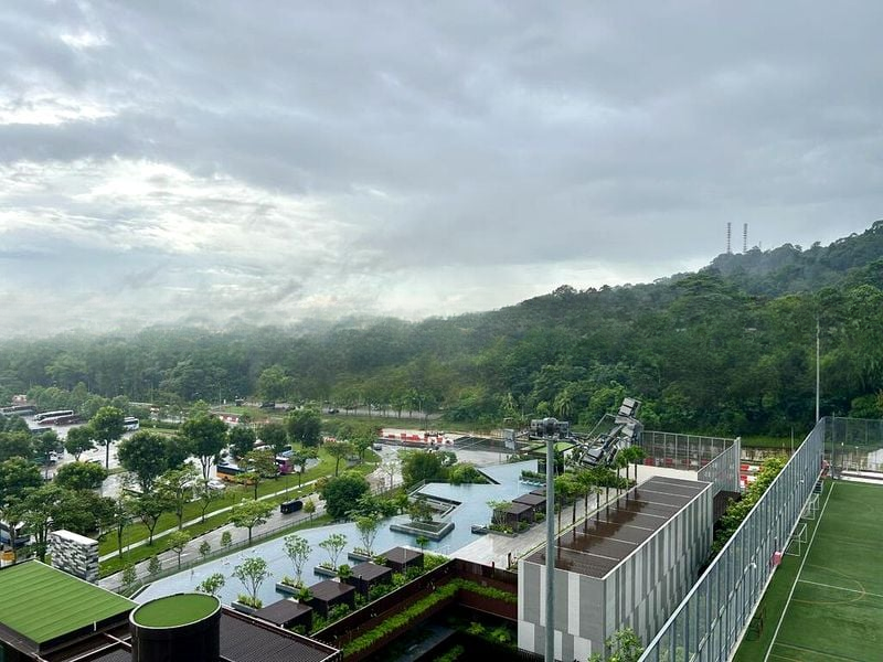 DAIRY FARM RESIDENCES 6