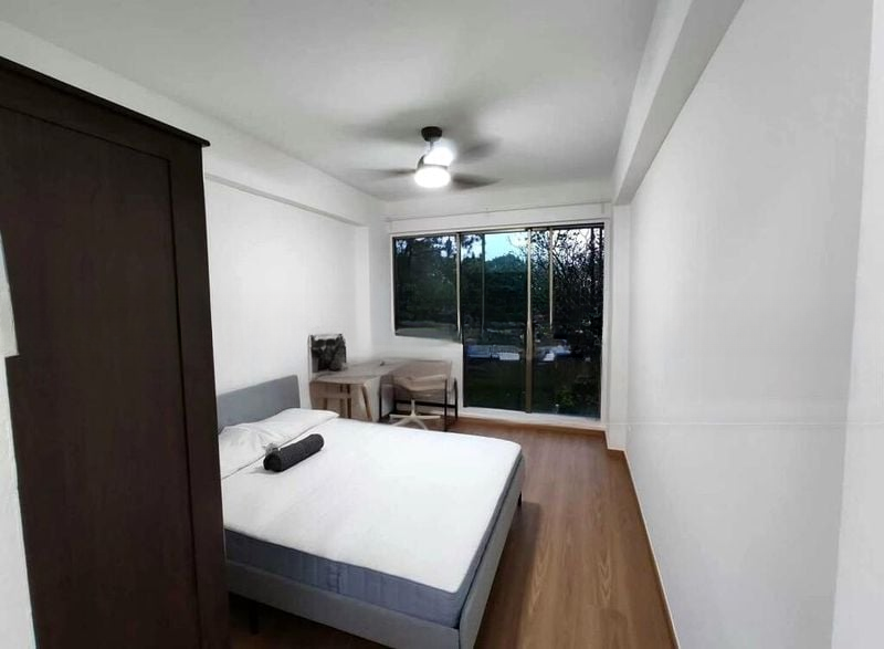 ORCHID PARK CONDOMINIUM 4