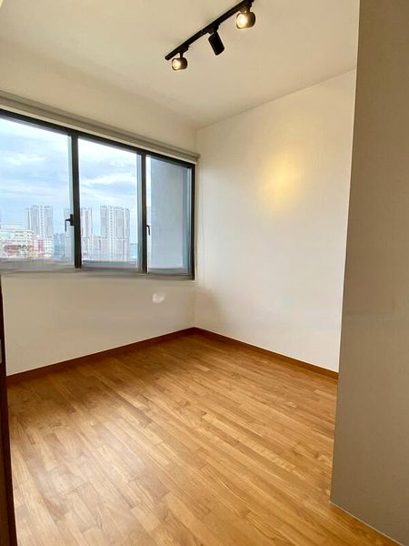 STIRLING RESIDENCES 8