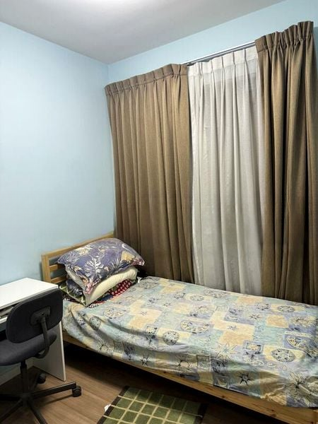 THE LAKEFRONT RESIDENCES 9