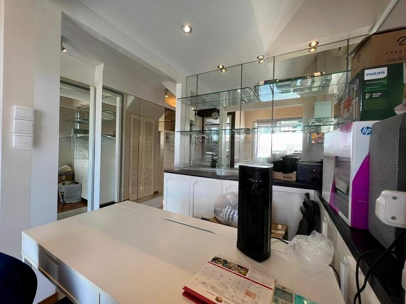 LEICESTER SUITES 7