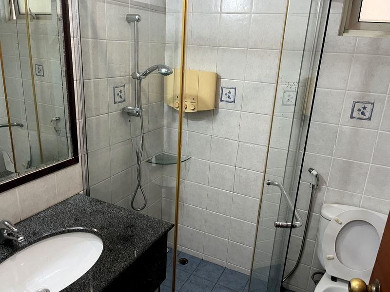 RIVERVALE CREST 12