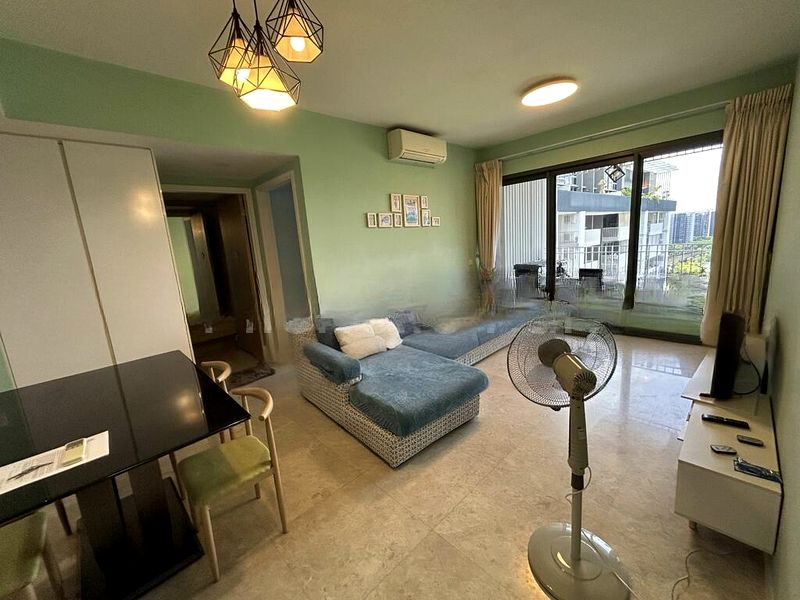 THE LAKEFRONT RESIDENCES 7