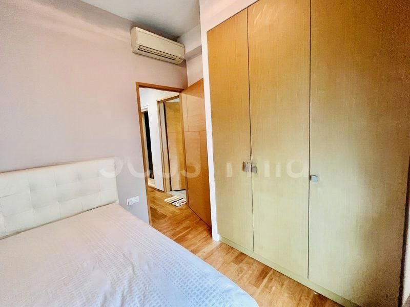 ILLUMINAIRE ON DEVONSHIRE 10