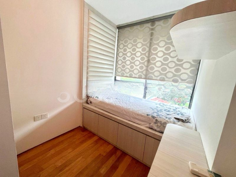 ILLUMINAIRE ON DEVONSHIRE 13