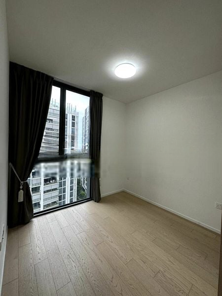 THE PANORAMA 10