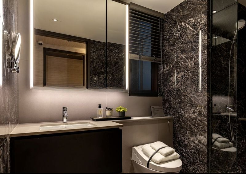 THE COLLECTIVE AT ONE SOPHIA 5