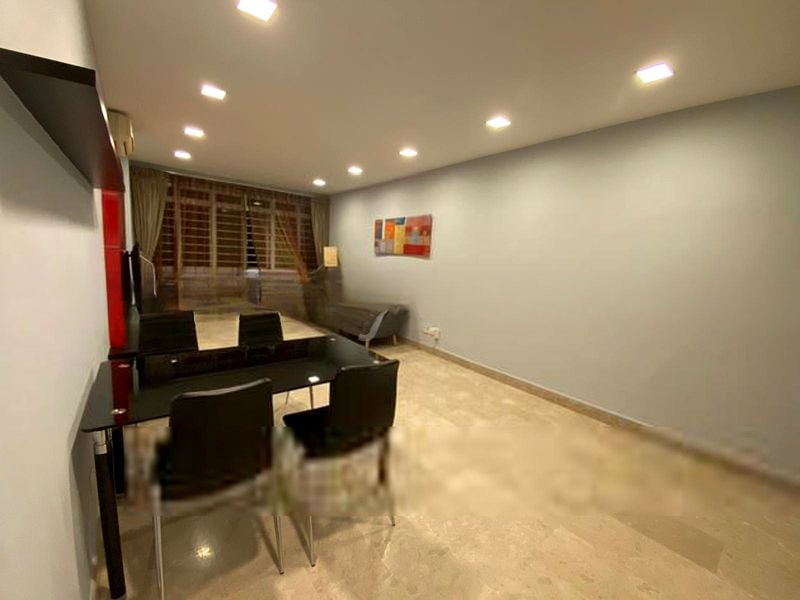 SUNNY PALMS 6