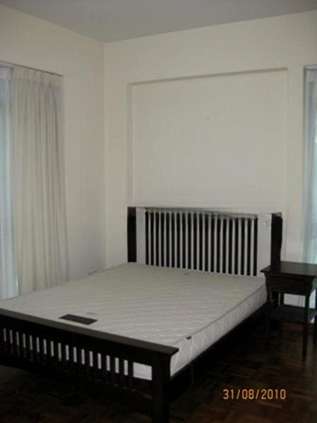 EMERALD PARK 6