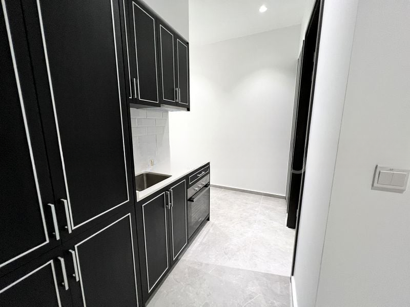 MAYFAIR GARDENS 4