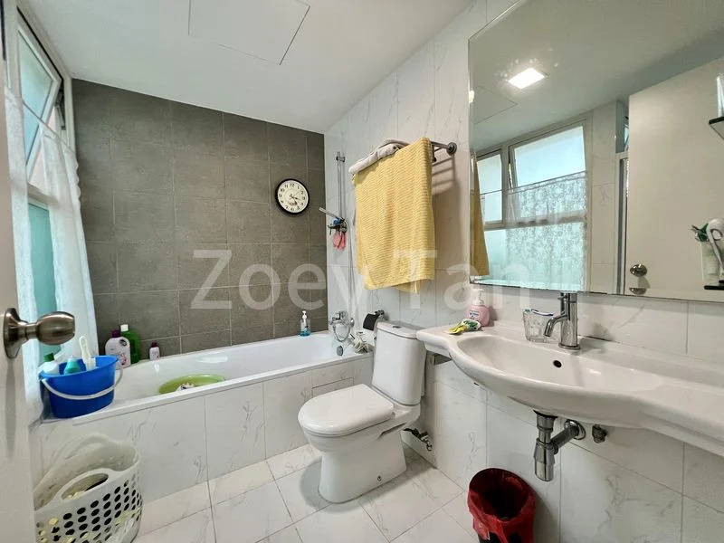 BLOSSOMS @ WOODLEIGH 7