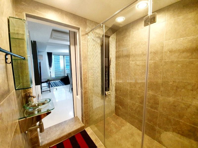 THE SAIL @ MARINA BAY 12