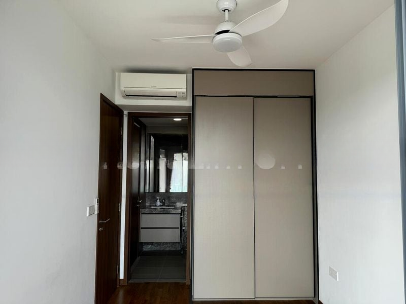 STIRLING RESIDENCES 4