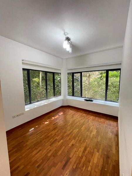 NV RESIDENCES 7
