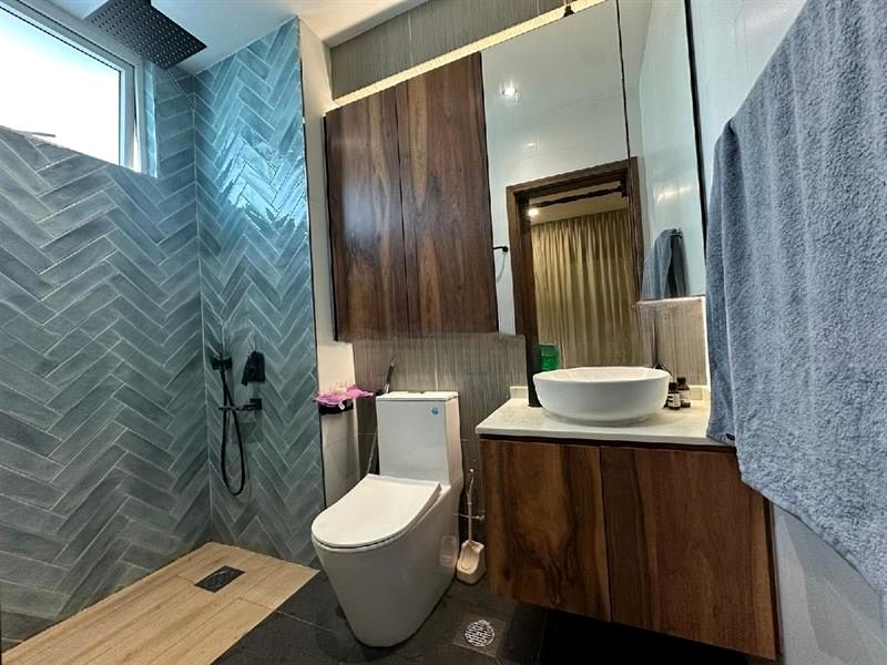 SUITES @ EASTCOAST 7