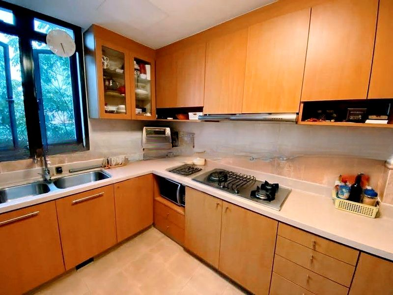 EAST MEADOWS 5