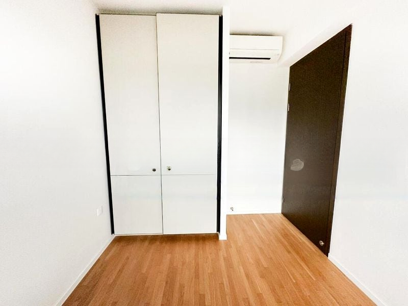 AVENUE SOUTH RESIDENCE 8