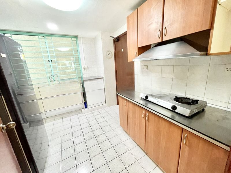 HAZEL PARK CONDOMINIUM 5