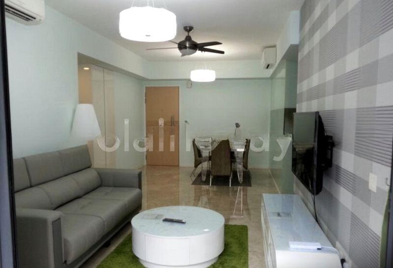 THE LAKEFRONT RESIDENCES 2