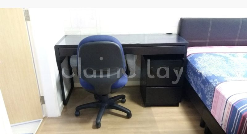 THE LAKEFRONT RESIDENCES 10