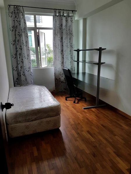 WOODGROVE CONDOMINIUM 1
