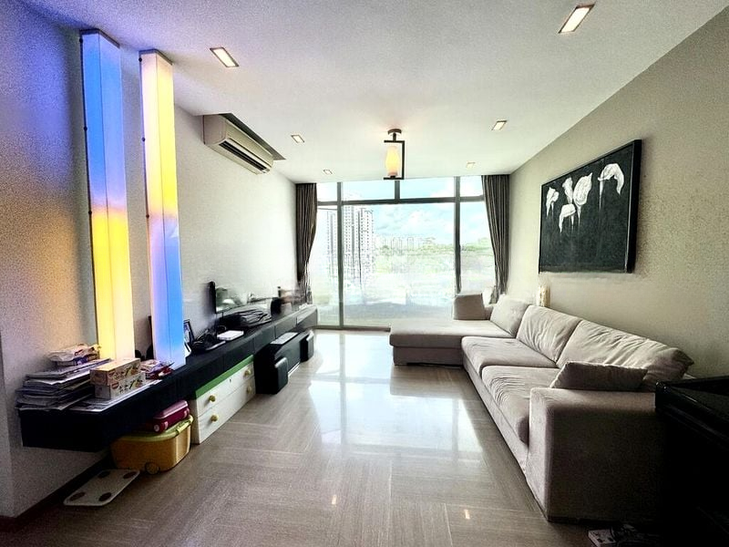HILLVIEW REGENCY 5