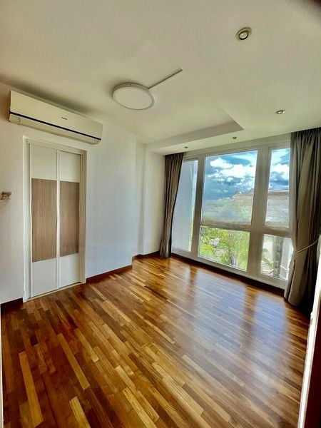 CHANGI RISE CONDOMINIUM 4