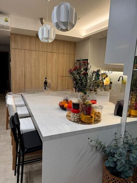 HILLVIEW RESIDENCE 8