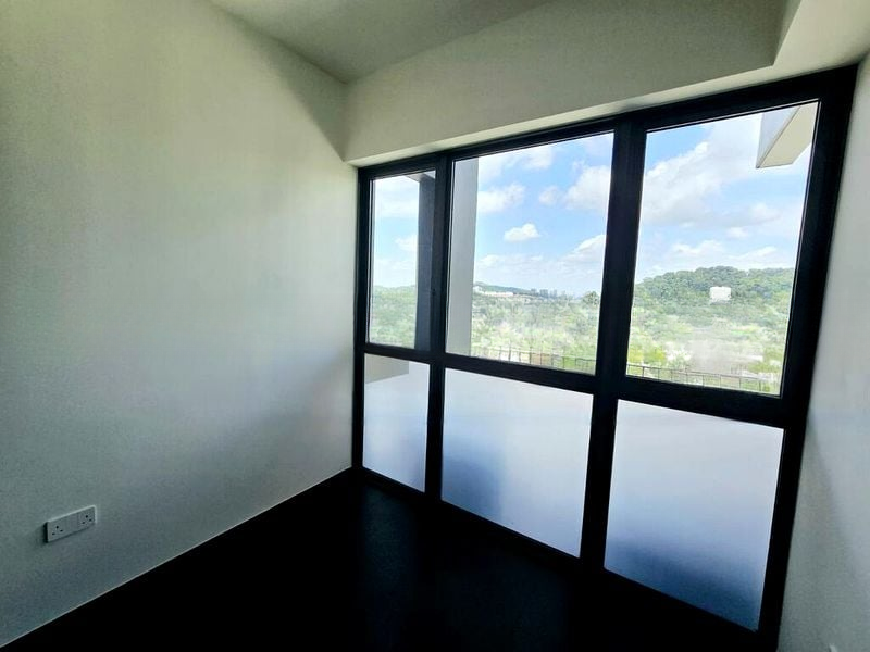 THE LINQ @ BEAUTY WORLD 2