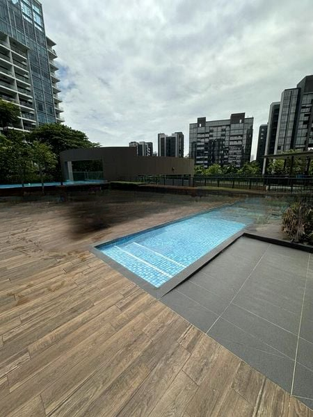 WILSHIRE RESIDENCES 5