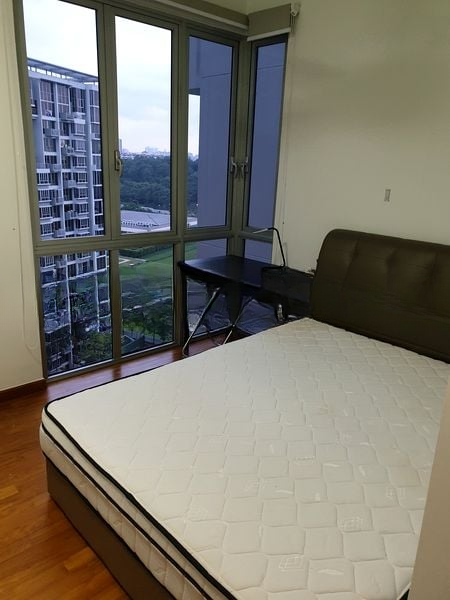 GRANDEUR 8 4