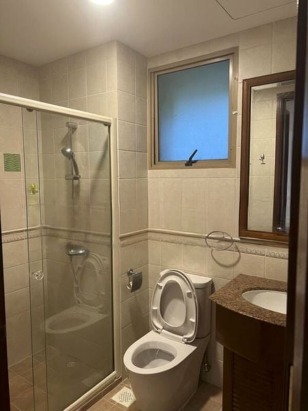 THE RIVERVALE 6