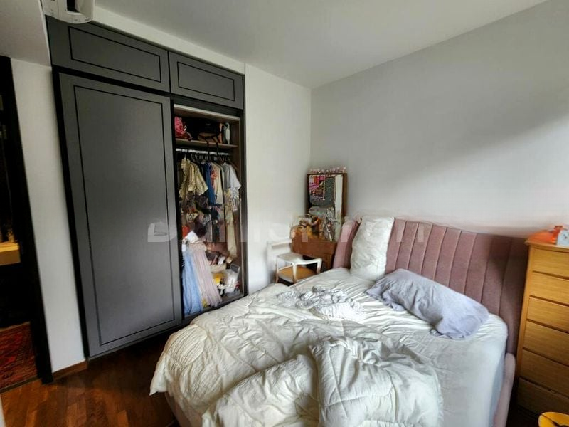 MAYFAIR MODERN 3