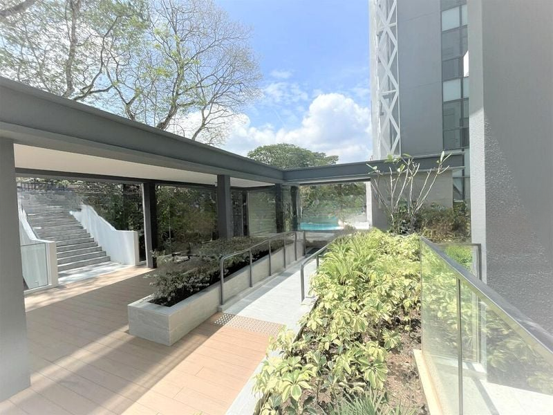 SEMBAWANG HILLS ESTATE 4