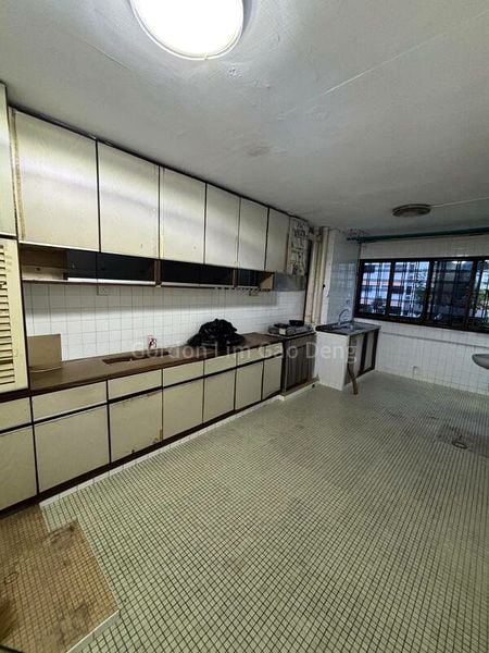 BEDOK RESERVOIR RD 7