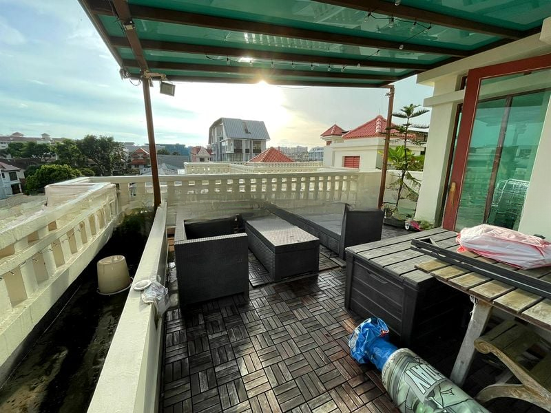 PALM HAVEN 8