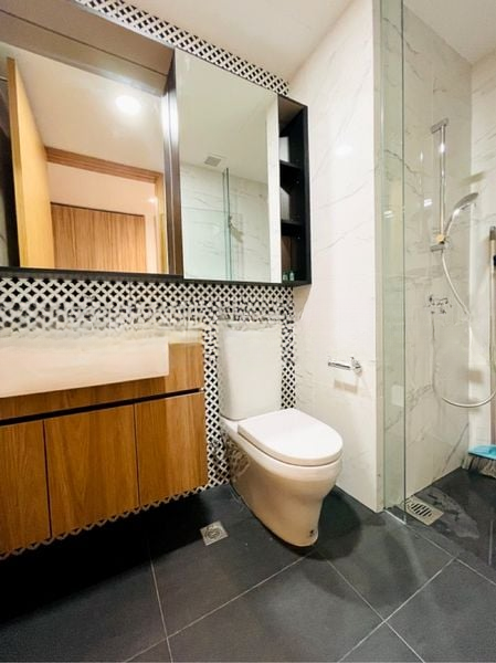 THE VERANDAH RESIDENCES 8