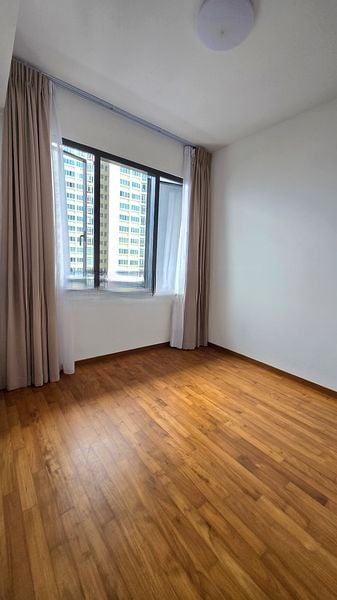 STIRLING RESIDENCES 3