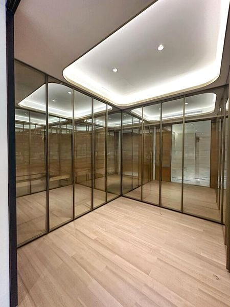 THE MARQ ON PATERSON HILL 13