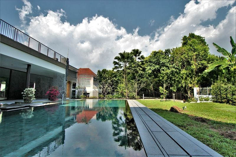 NON-LANDED HOUSING DEVELOPMENT 1
