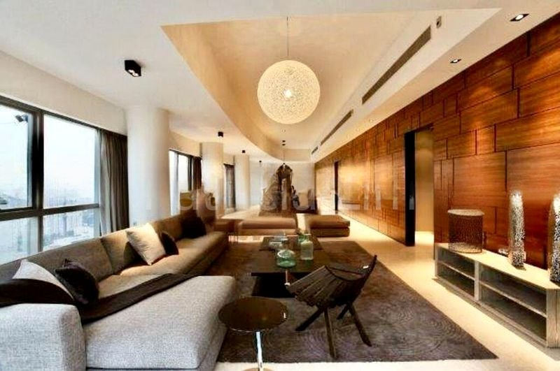 ONE SHENTON 12